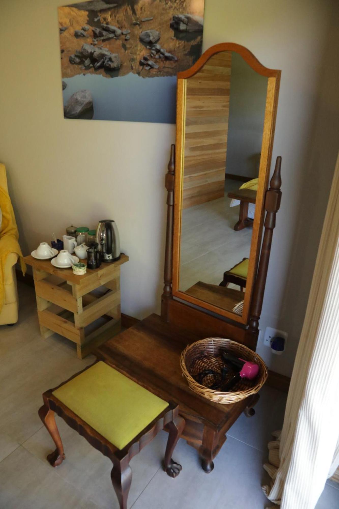 Gemstone Farm Bed and Breakfast Plettenberg Bay Exteriör bild