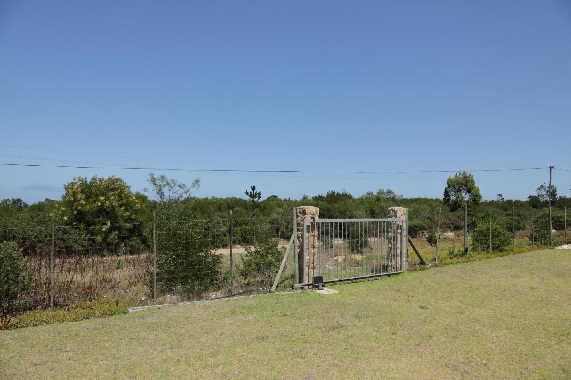 Gemstone Farm Bed and Breakfast Plettenberg Bay Exteriör bild